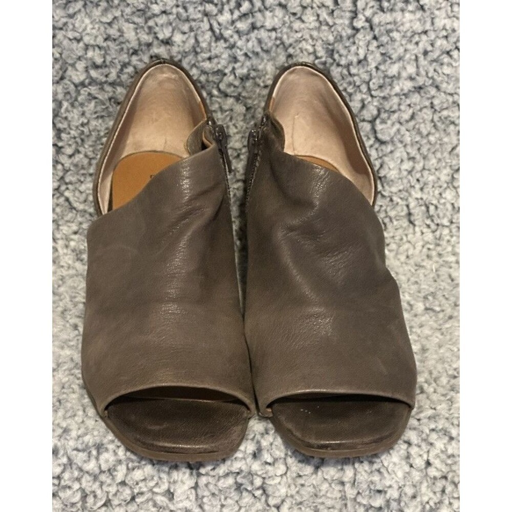Lucky Brand Junai Leather Block Heel Ankle Booties Brown Open Toe Size 8 Shoes